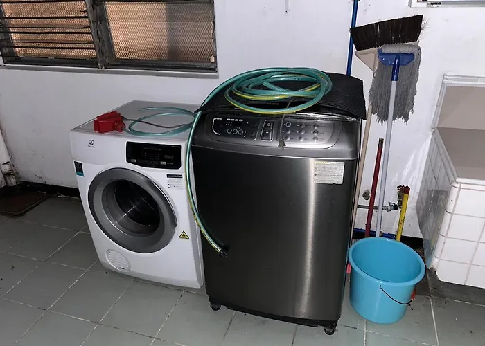 4br House In Pasay Near Airport Villa