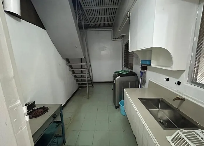 4br House In Pasay Near Airport